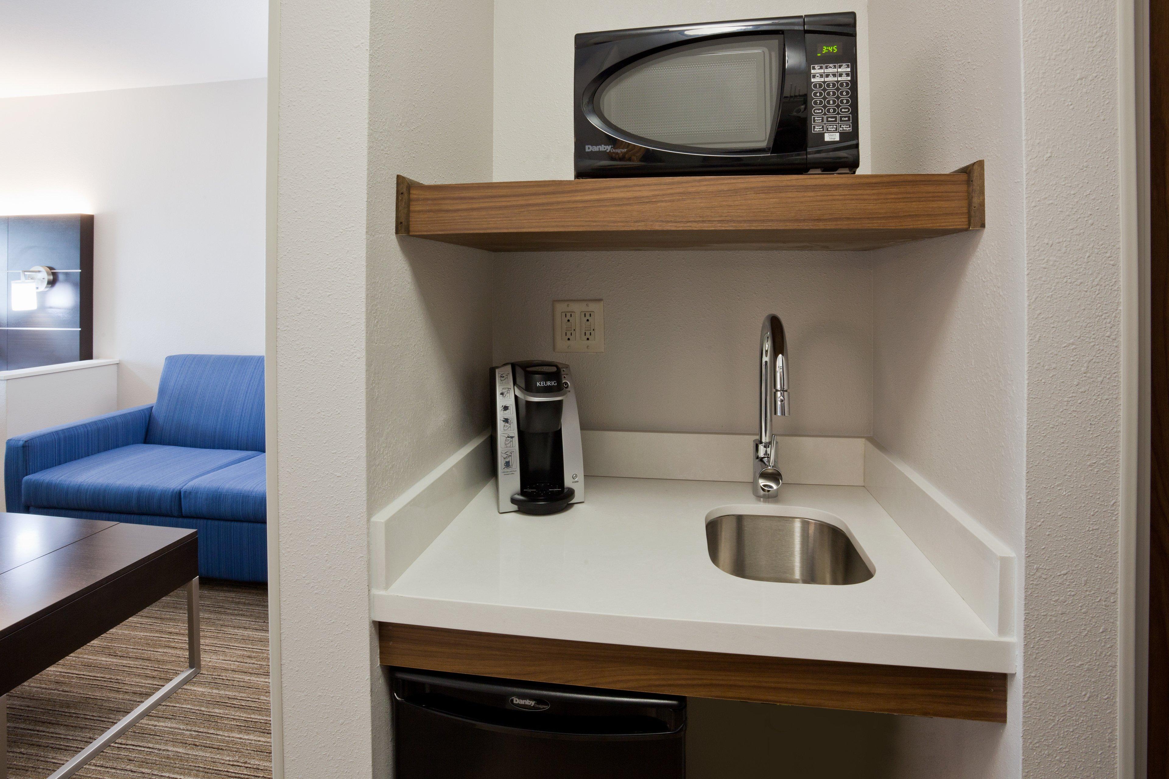 Holiday Inn Express & Suites - Dickinson By Ihg Kültér fotó