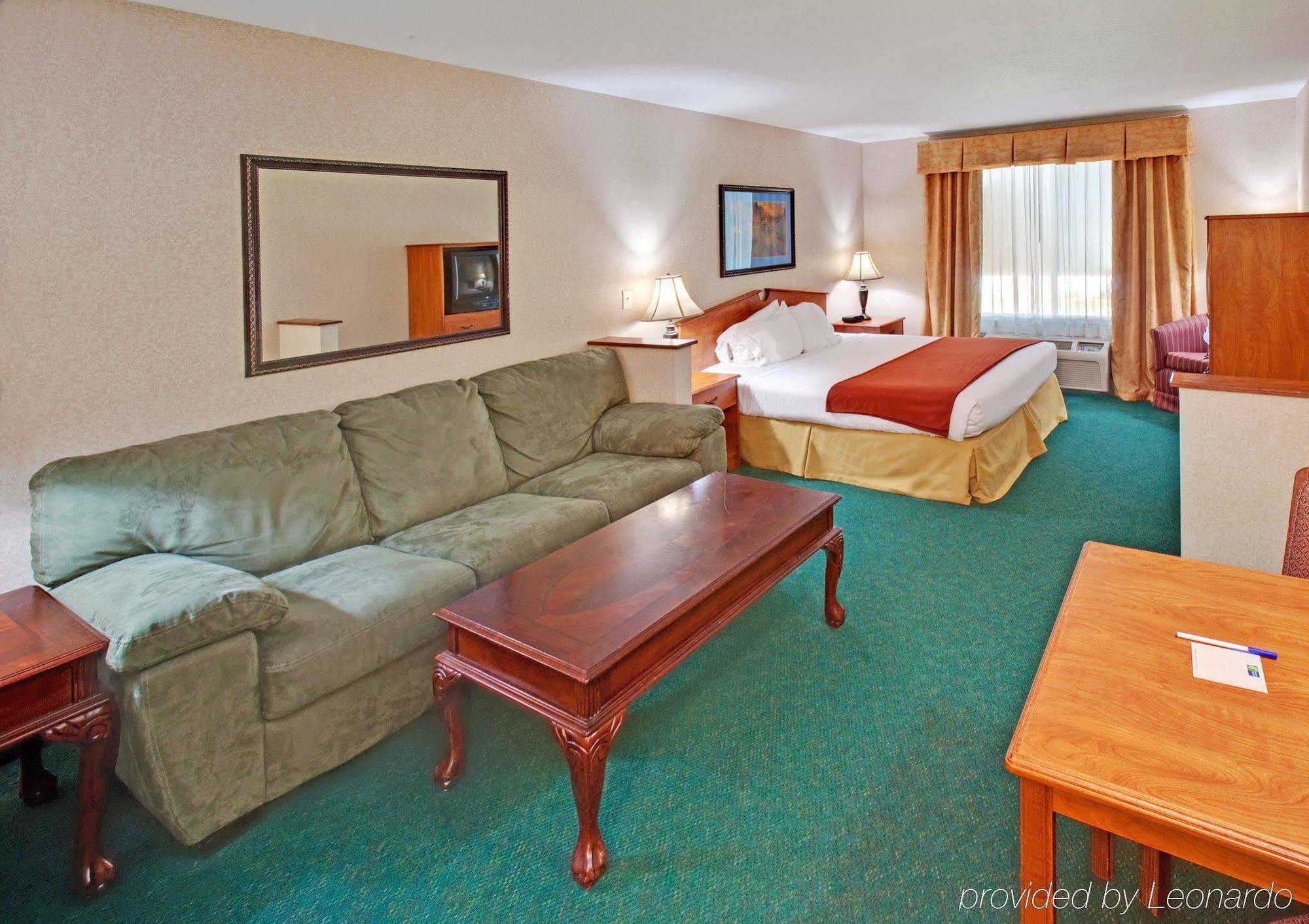 Holiday Inn Express & Suites - Dickinson By Ihg Kültér fotó