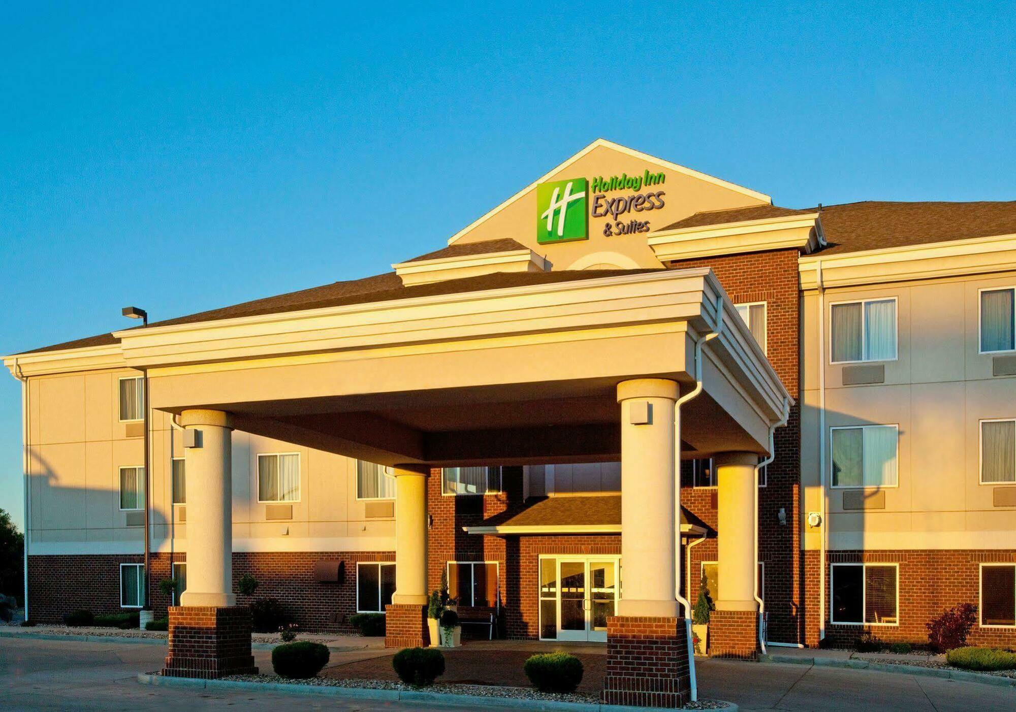 Holiday Inn Express & Suites - Dickinson By Ihg Kültér fotó